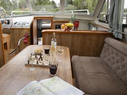 Crusader in Carrick on Shannon / The Marina thumbnail 5