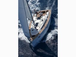 Bavaria Cruiser 41 in São Miguel / Ponta Delgada thumbnail 7