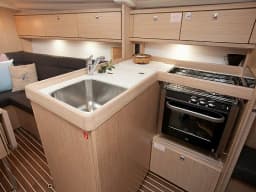 Bavaria Cruiser 34 Style in Zadar / Marina Zadar thumbnail 24