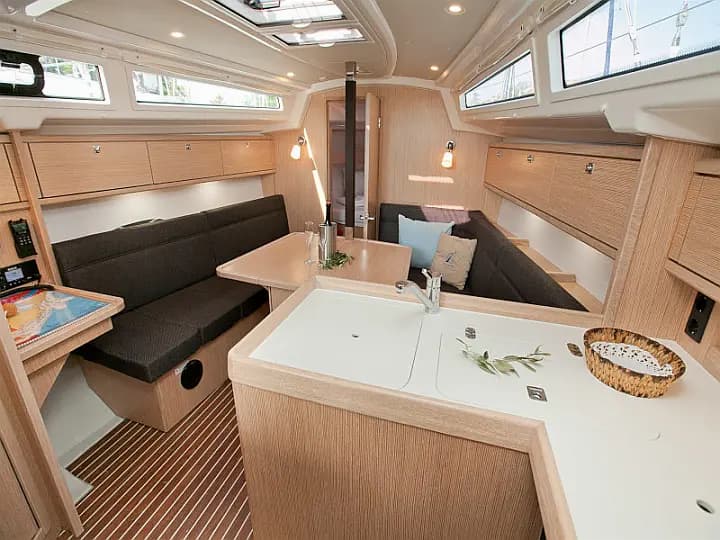 Bavaria Cruiser 34 Style in Zadar / Marina Zadar - Photo 5
