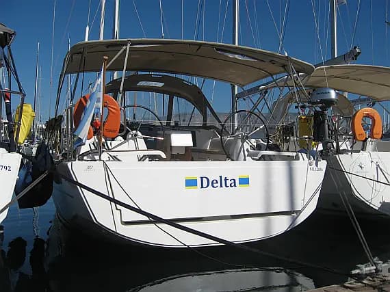 Dufour 382 Grand Large in Athens / Alimos Marina - image 1