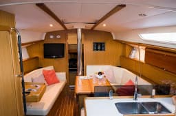 Sun Odyssey 39i in Gdansk / Przystan Cesarska thumbnail 11