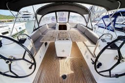 Jeanneau 54 in Sardinia / Olbia / Marina di Olbia thumbnail 4