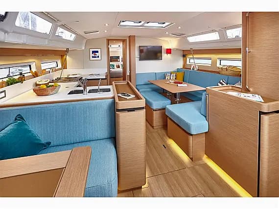 Sun Odyssey 490 in Puntone / Marina di Scarlino - Photo 3