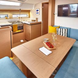 Sun Odyssey 490 in Puntone / Marina di Scarlino thumbnail 5