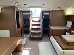 Oceanis 51.1 in Athens / Marina Delta Kallithea thumbnail 2