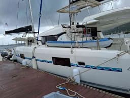 Lagoon 42 in Martinique / Le Marin thumbnail 10