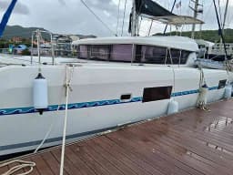 Lagoon 42 in Martinique / Le Marin thumbnail 9