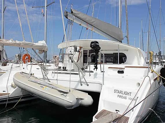 Nautitech 441 in Athens / Alimos Marina - Photo 1