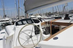 Nautitech 441 in Athens / Alimos Marina thumbnail 7