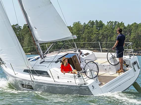 Oceanis 30.1 in Arzon / Port du Crouesty - Photo 1