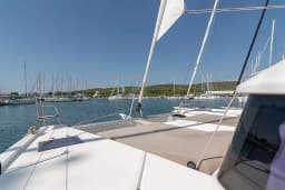 Dufour Catamaran 48 in Kaštel Gomilica / Marina Kaštela thumbnail 9