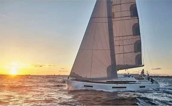 Sun Odyssey 410 in Kavala - Photo 1