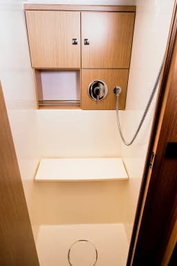 Bavaria Cruiser 46 in Fethiye / Yacht Classic Hotel thumbnail 20