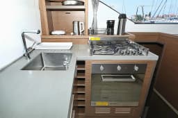 Lagoon 50 in Sukošan / D-Marin Dalmacija Marina thumbnail 40
