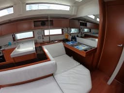 Oceanis 51.1 in Athens / Alimos Marina thumbnail 3