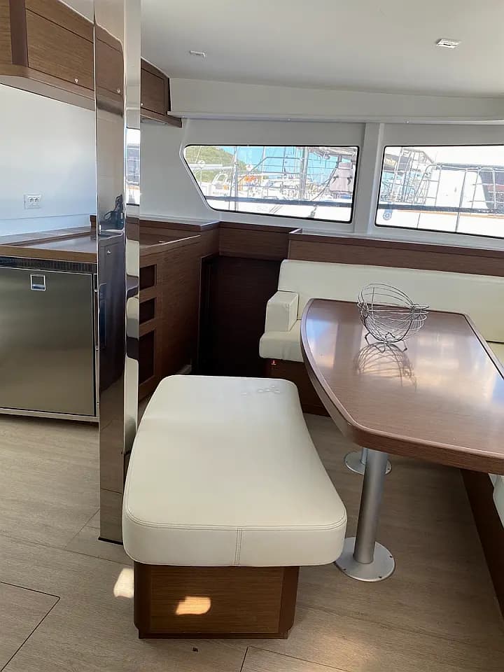 Lagoon 42 in Sicily / Furnari / Marina Portorosa - Photo 5