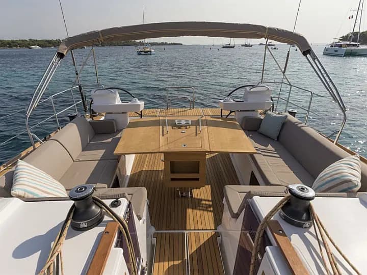 Dufour 520 Grand Large in Corfu / Gouvia / D-Marin Marina Gouvia - Photo 5
