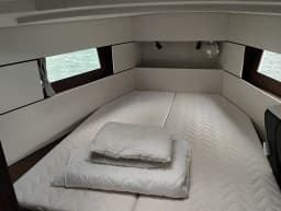 Oceanis 38.1 in Dubrovnik / ACI Marina Dubrovnik thumbnail 3