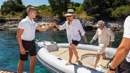 Sunseeker Yacht 34M in Trogir / ACI Marina Trogir thumbnail 12