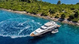 Sunseeker Yacht 34M in Trogir / ACI Marina Trogir thumbnail 18