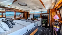 Sunseeker Yacht 34M in Trogir / ACI Marina Trogir thumbnail 36