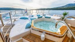 Sunseeker Yacht 34M in Trogir / ACI Marina Trogir thumbnail 8