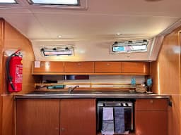 Bavaria Cruiser 40 in Bodrum Marina thumbnail 15