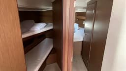 Oceanis 40.1 in Lefkada / D-Marin Marina Lefkas thumbnail 5