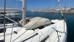 Oceanis 40.1 in Lefkada / D-Marin Marina Lefkas thumbnail 9