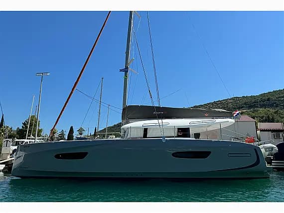 Excess 14 in Dubrovnik / ACI Marina Dubrovnik - Photo 2