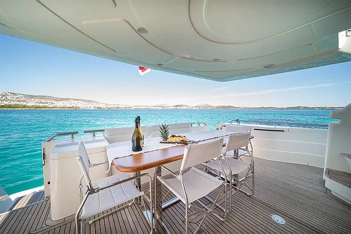 Ferretti 68 in Mykonos / Ornos bay - Photo 4