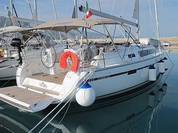 Bavaria Cruiser 41 in Sicily / Capo d'Orlando Marina - Photo 1