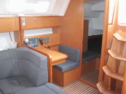 Bavaria Cruiser 41 in Sicily / Capo d'Orlando Marina thumbnail 20