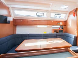 Bavaria Cruiser 46 in Trogir / ACI Marina Trogir thumbnail 2