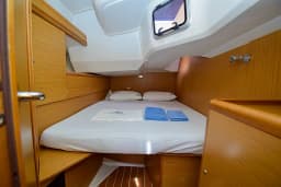 Sun Odyssey 44 i in Marmaris Yacht Marina thumbnail 20