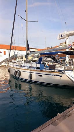 Bavaria 46 Cruiser in Trogir / ACI Marina Trogir thumbnail 6