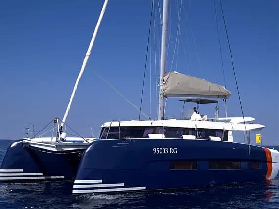 Dufour Catamaran 48 in Primošten / Marina Kremik - Photo 1