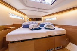 Dufour Catamaran 48 in Primošten / Marina Kremik thumbnail 3