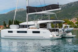 Lagoon 51 in Kaštel Gomilica / Marina Kaštela thumbnail 10