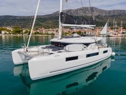 Lagoon 51 in Kaštel Gomilica / Marina Kaštela thumbnail 31