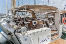 Dufour 430 in Sicily / Palermo / La Cala (Porto Palermo) thumbnail 8