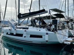 Dufour 41 in Lefkada / Port of Lefkas thumbnail 11