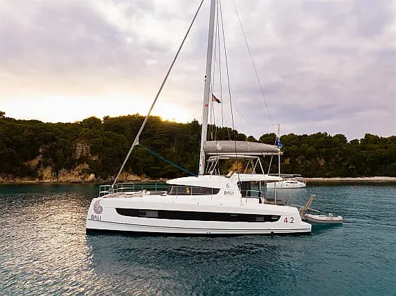 Bali 4.2 in Preveza Marina - Photo 1