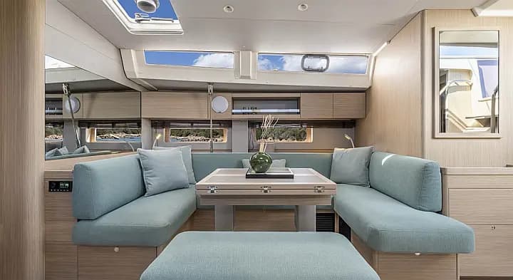 Oceanis 52 in Sardinia / Portisco / Cala dei Sardi - Photo 5
