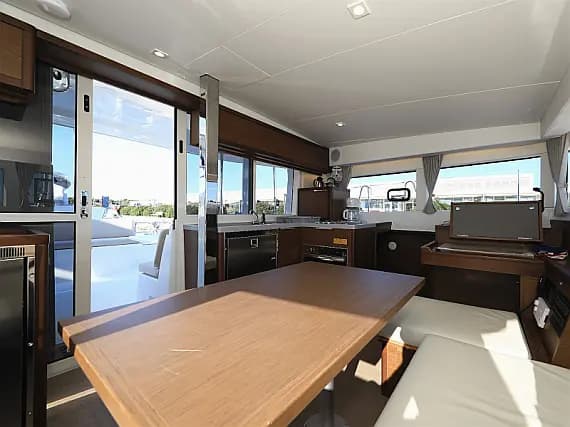 Lagoon 40 in Sukošan / D-Marin Dalmacija Marina - Photo 3