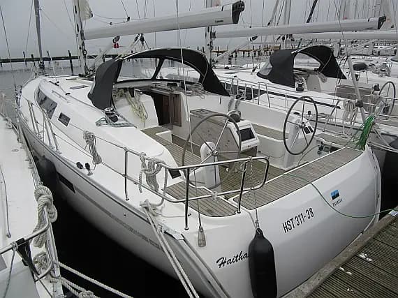 Bavaria Cruiser 46 in Göteborg City Marina - image 1