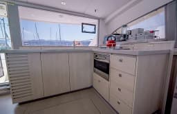 Leopard 43 PC in Lefkada / Port of Lefkas thumbnail 5