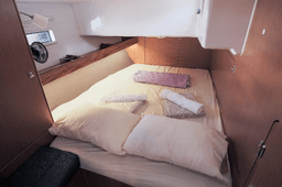 Bavaria Cruiser 46 in Palairos / Marina Paleros thumbnail 5