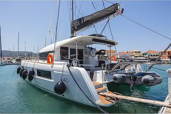Lagoon 40 in Lefkada / Port of Lefkas - Photo 1